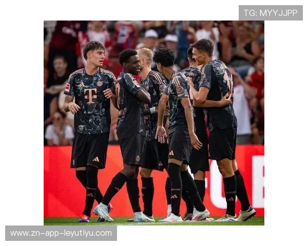 拜仁的高位逼抢太恐怖，对手根本喘不过气，拜仁高档是谁